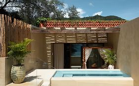 Cafe Del Mar Phuket - Suite & Penthouse